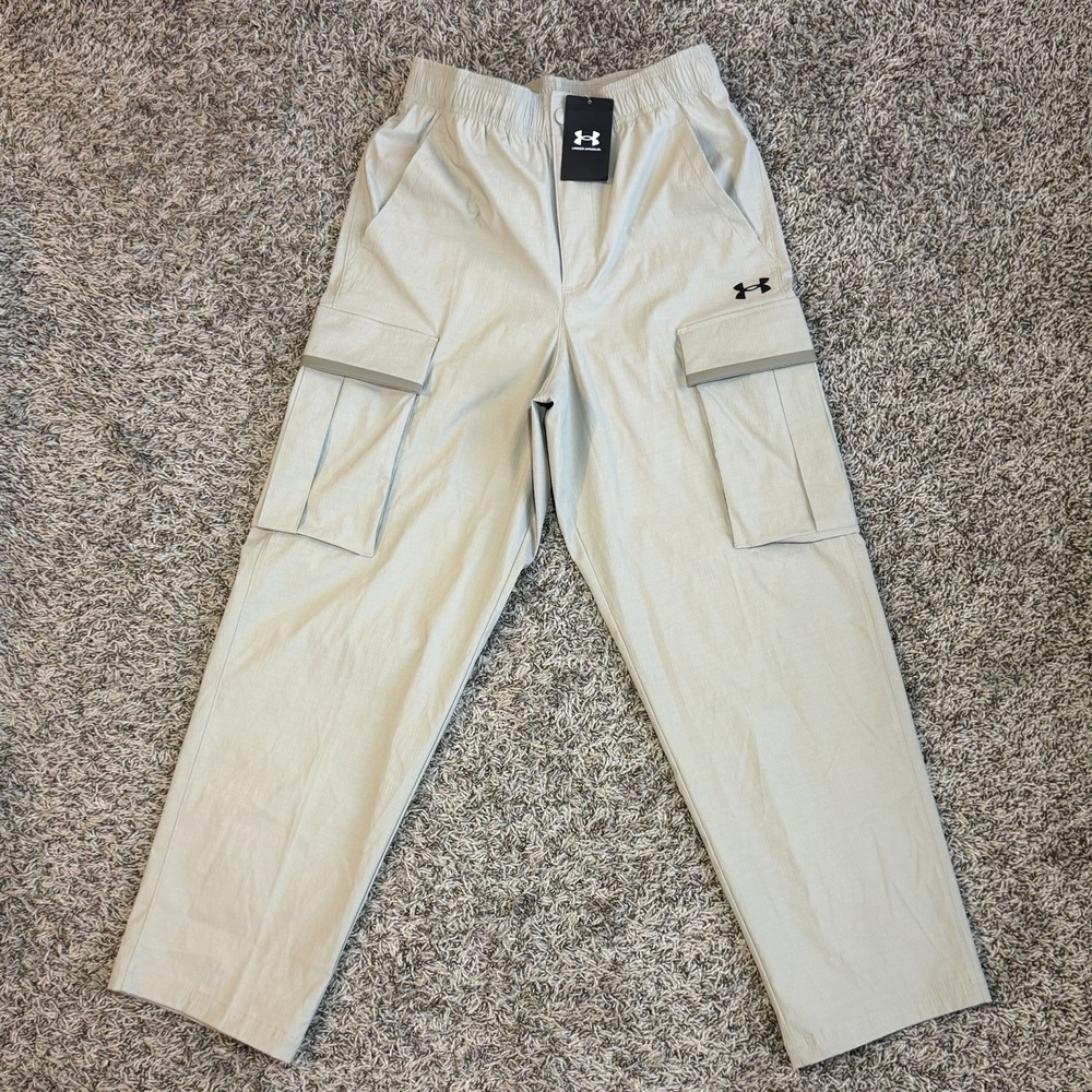 Under Armour UA Unstoppable Cargo Woven Pants Mens Small Beige 6003862-299 NEW